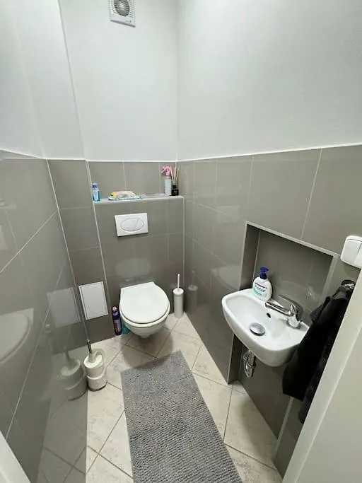 Cozy Karlin Apartment Prague